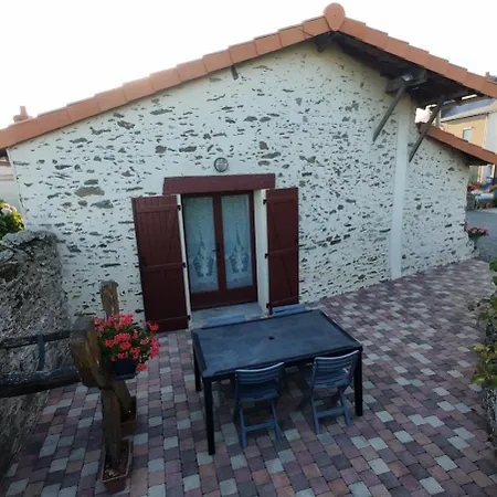 Le Jardin De Gobelyne Bed & Breakfast 3*